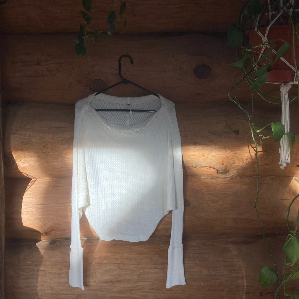 Cream lightweight knit sweater
